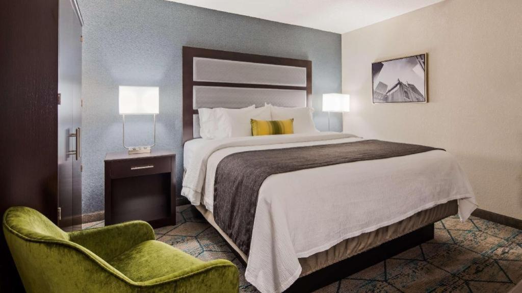 Western Nw Hotel 2*